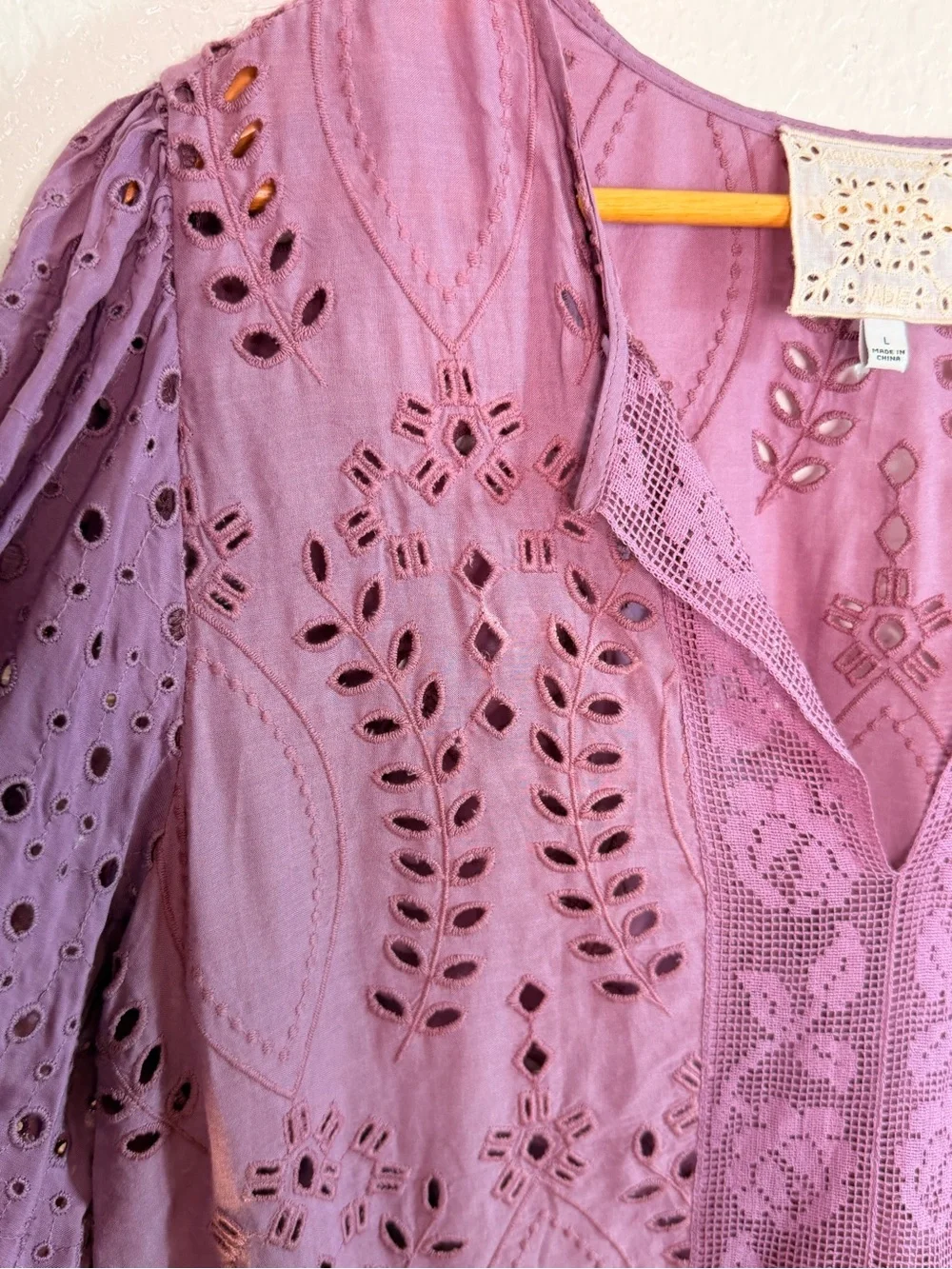 Johnny Was Lavender Eyelet Embroidered Peasant Blouse